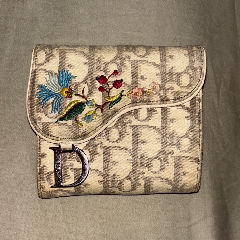 Dior wallet SOLD❌